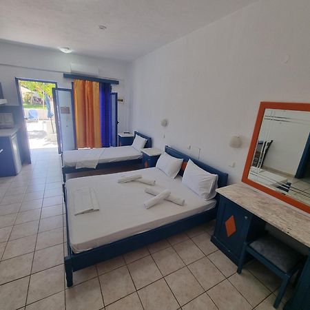 Leonidas Studios & Apartments Georgioupoli Exterior photo