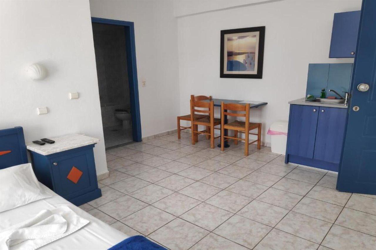 Leonidas Studios & Apartments Georgioupoli Exterior photo