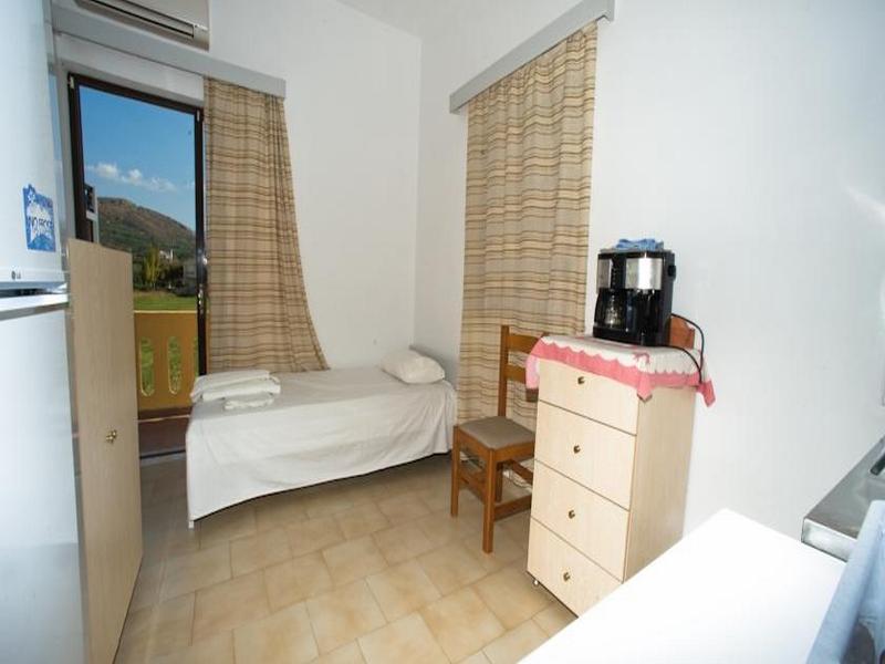 Leonidas Studios & Apartments Georgioupoli Exterior photo